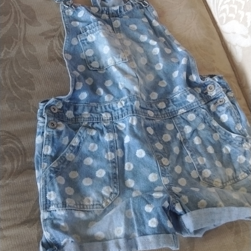Light blue jean overalls girls size 12 short with white flowers yellow metal in